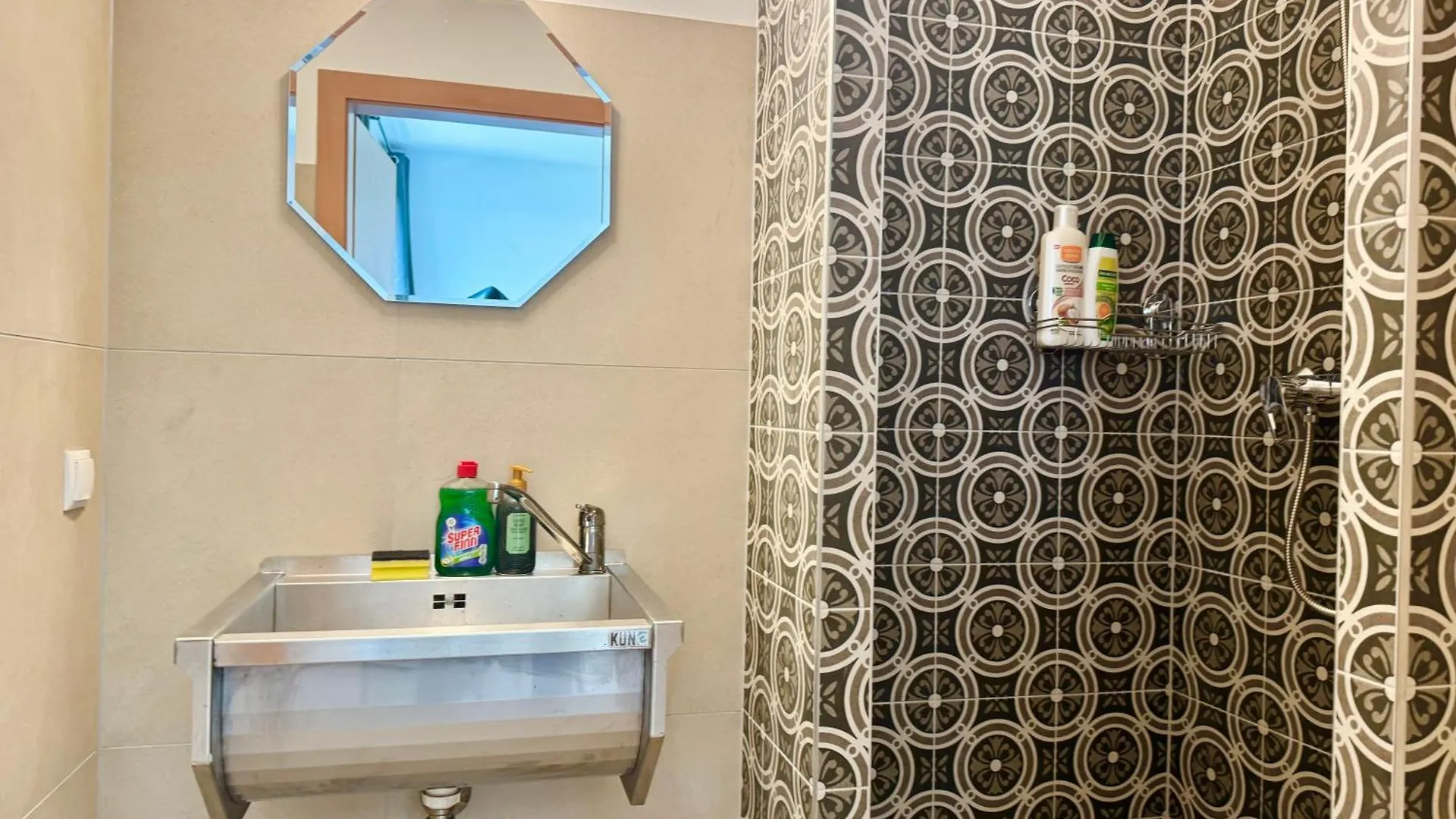 K10 Suite Apartments With Fitness & Parking  Vídeň
