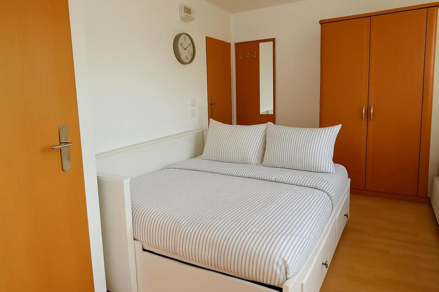 K10 Suite Apartments With Fitness & Parking 0*, Vienna Austria